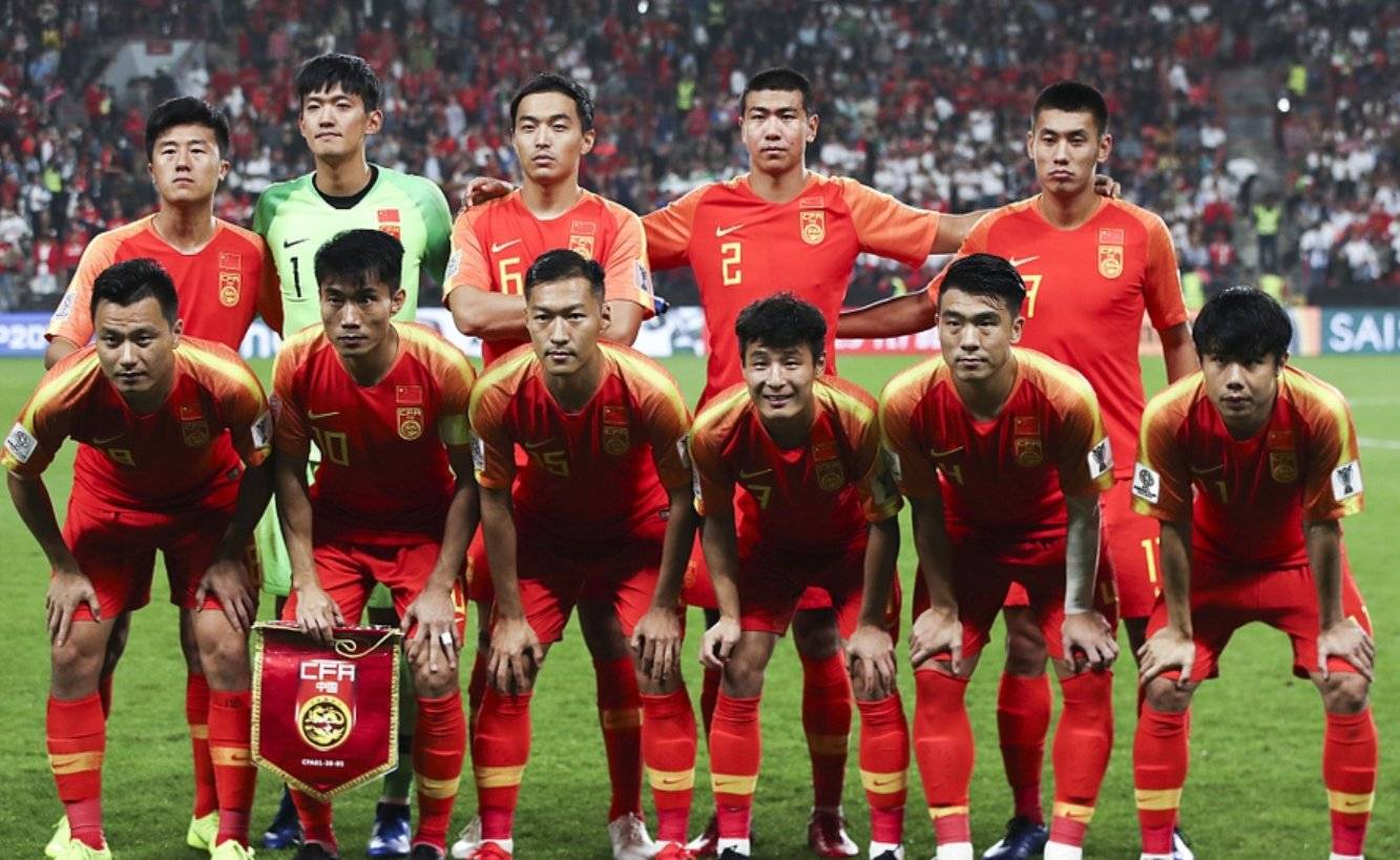 国际足球赛中一支东方球队大获胜利