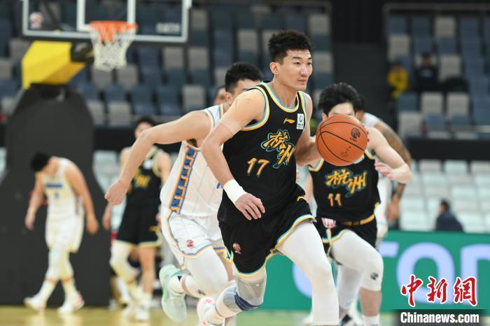 CBA总决赛：新疆队以三连胜占据绝对优势