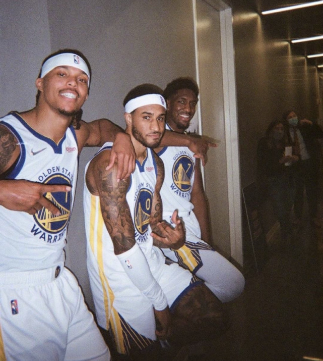 关于NBA总决赛激烈拉锯战,双方实力均衡谁将胜出?的信息 关于NBA总决赛激烈拉锯战,双方实力均衡谁将胜出?的信息