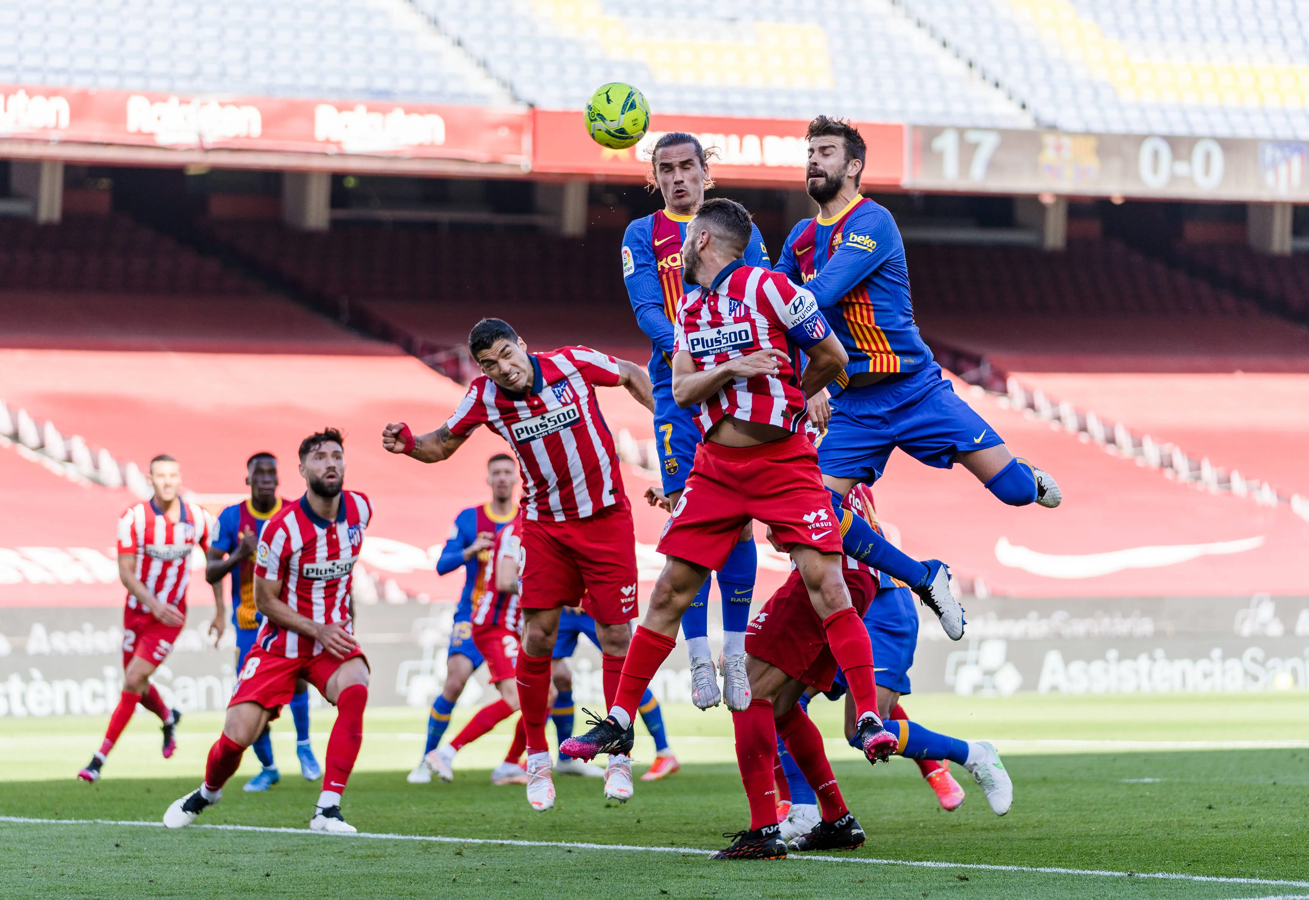 新一场足球对决即将开战,球迷期待的简单介绍 新一场足球对决即将开战,球迷期待的简单介绍