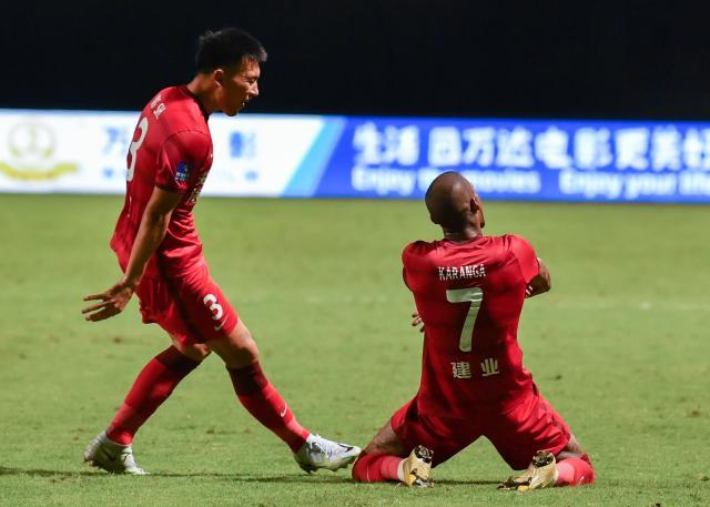 浙江绿城主场逼平河南建业，保持不败的简单介绍