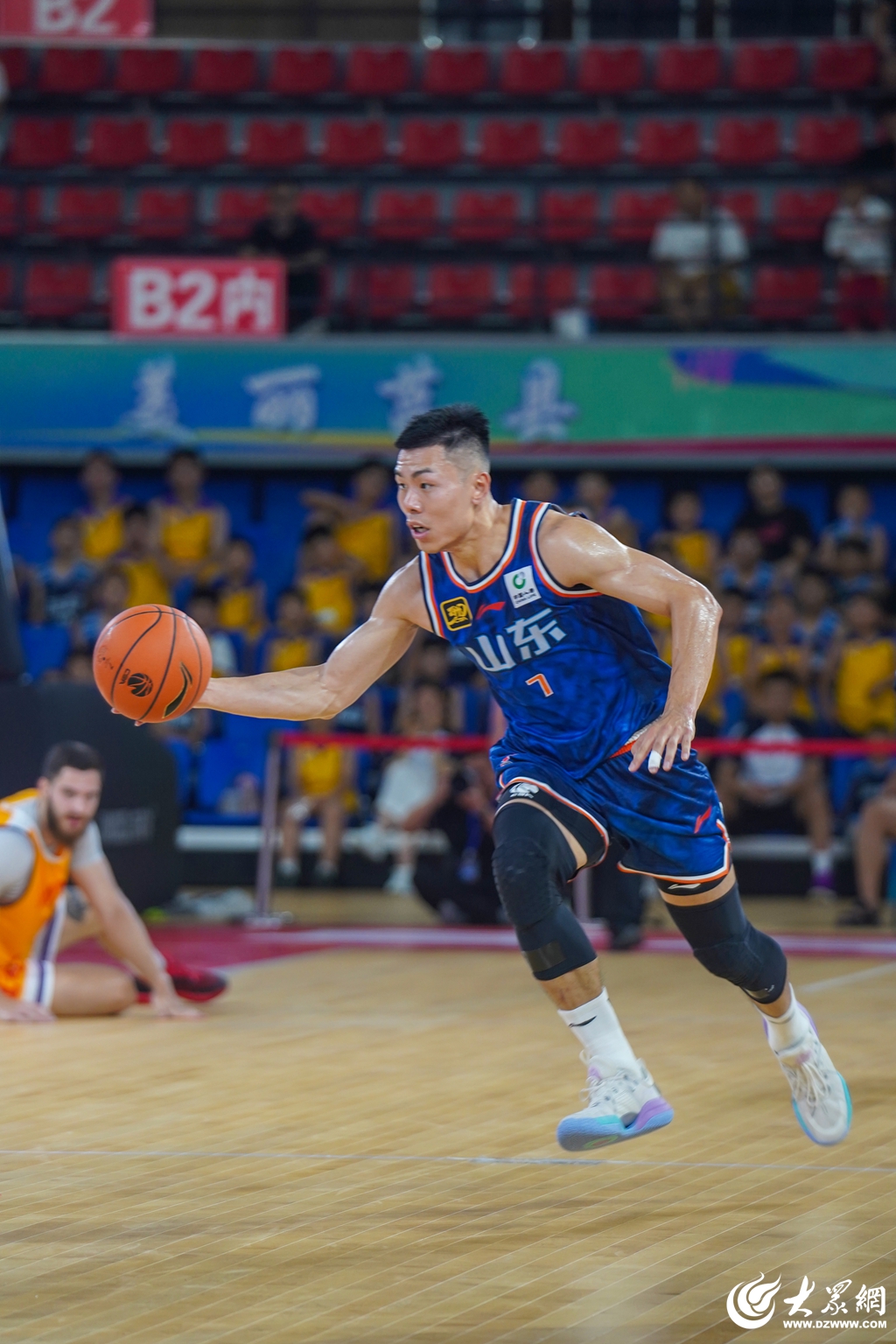 山东男篮轻取连胜，锋芒毕露