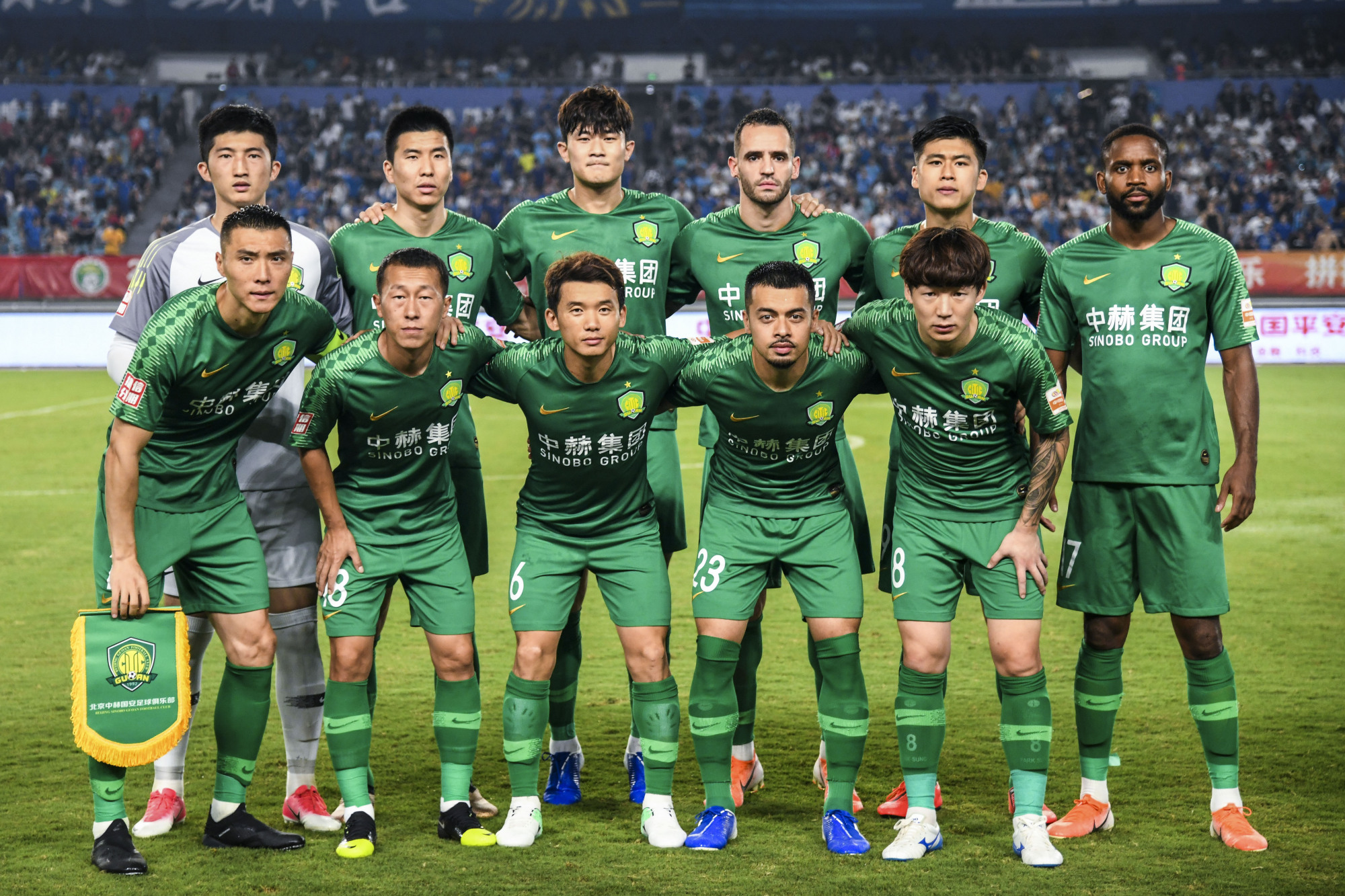 关于破釜沉舟，球队拼尽全力冲刺前进的信息